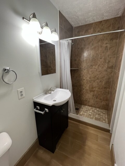 Building Photo - 142 Gallup St