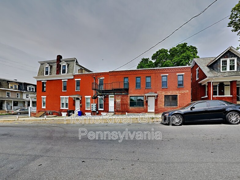 Building Photo - 1804 Chestnut St