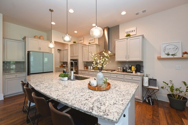 Building Photo - **EXECUTIVE HOME IN WILLIAMSON COUNTY WITH RARE WALK-OUT BASEMENT AND TONS OF STORAGE**