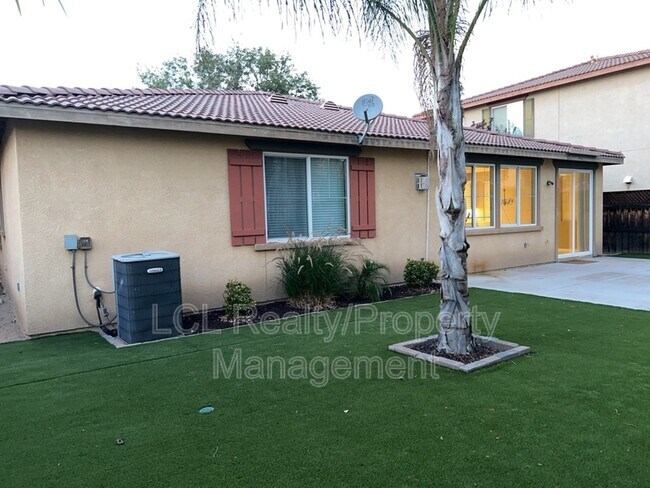 Building Photo - 30364 Skipstone Way