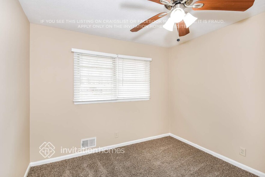 Building Photo - 2279 Eastwood Dr SW