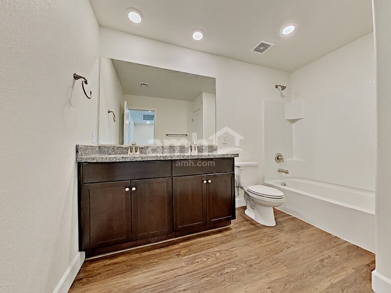 Building Photo - 8116 Inhibition Ct
