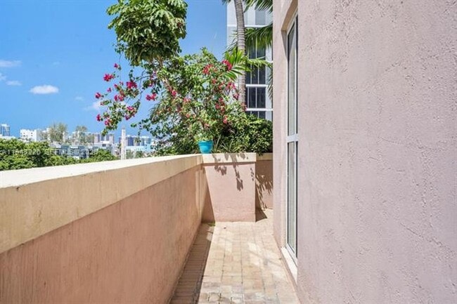 Building Photo - 17555 Atlantic Blvd