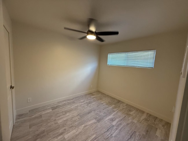 Building Photo - 8866 Donna Jean Ln