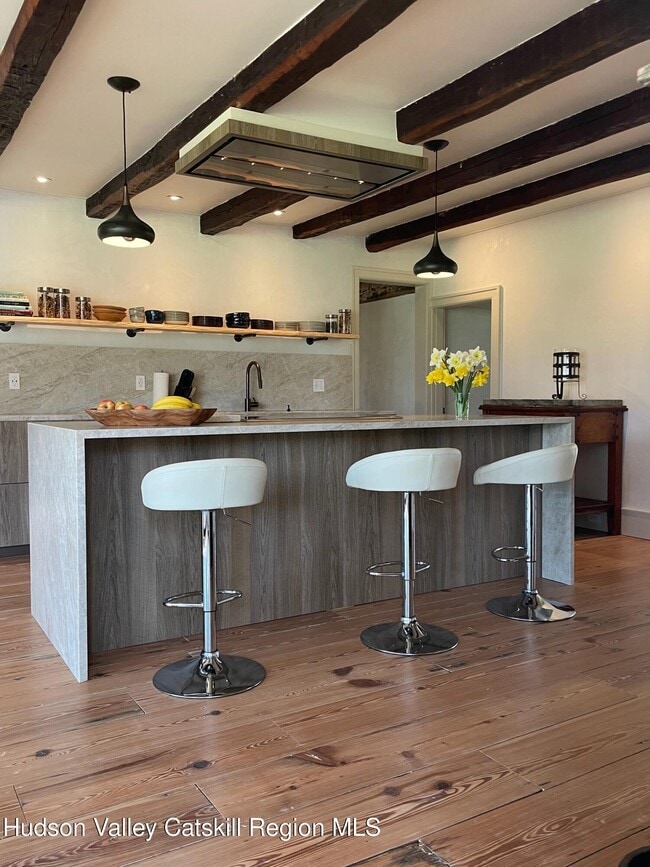 Building Photo - 416 Hapeman Hill Rd