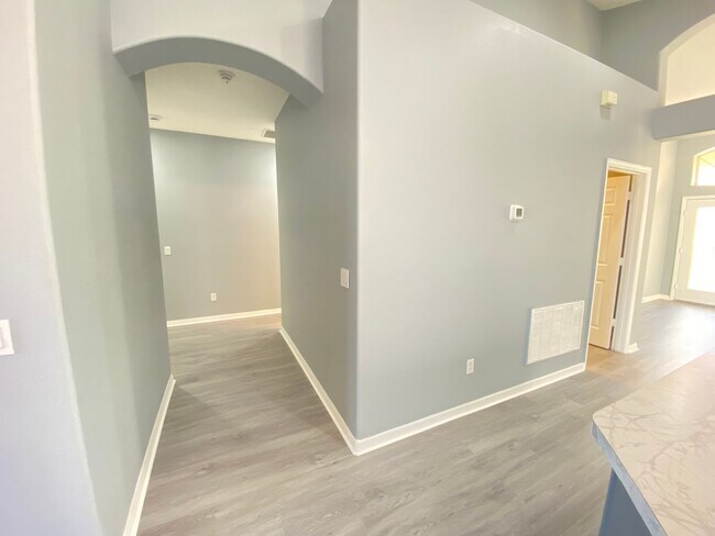 Building Photo - 13431 Meadow Bay Loop