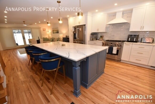 Building Photo - 1206 Cedar Park Rd