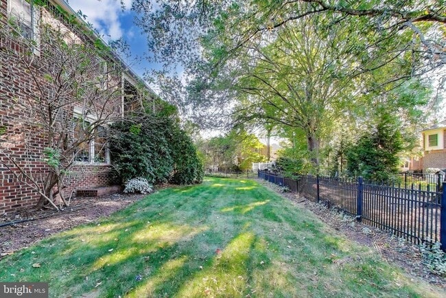 Building Photo - 7806 Fox Gate Ct