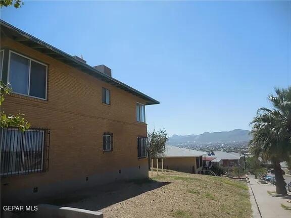 Building Photo - 814 W Yandell Dr