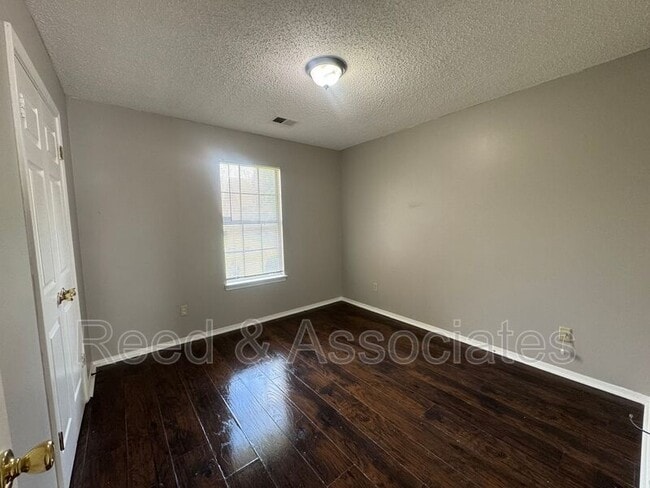 Building Photo - 5840 Hickory Shadow Ln