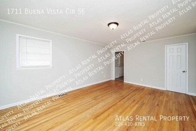 Building Photo - 1711 Buena Vista Cir SE Decatur, AL 35601