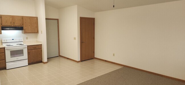 Building Photo - Castle Rock 385 BLDG