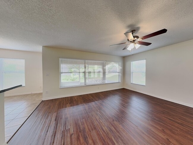 Building Photo - 4476 Barbados Loop