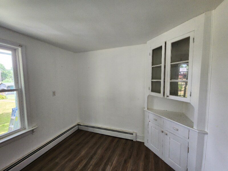 Building Photo - 248 S Hellertown Ave