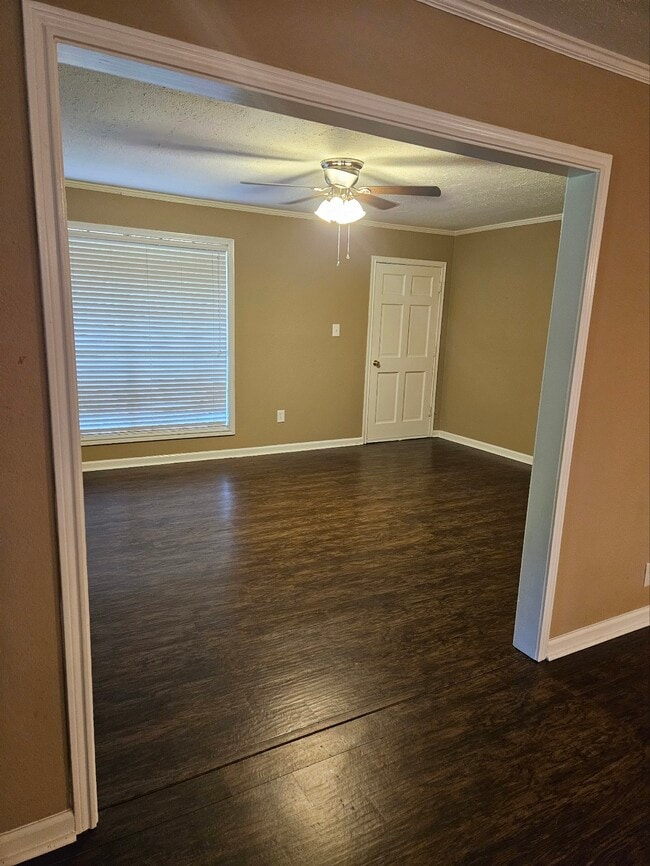 Building Photo - 16320 Langlinais Ln