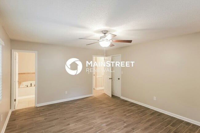 Building Photo - 3 Bedroom Pet-Friendly Home in MCCALLA, AL with Main Street Renewal