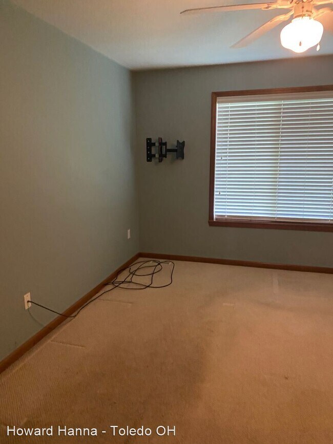 Building Photo - 2 br, 2 bath House - 552 Crystal Lake