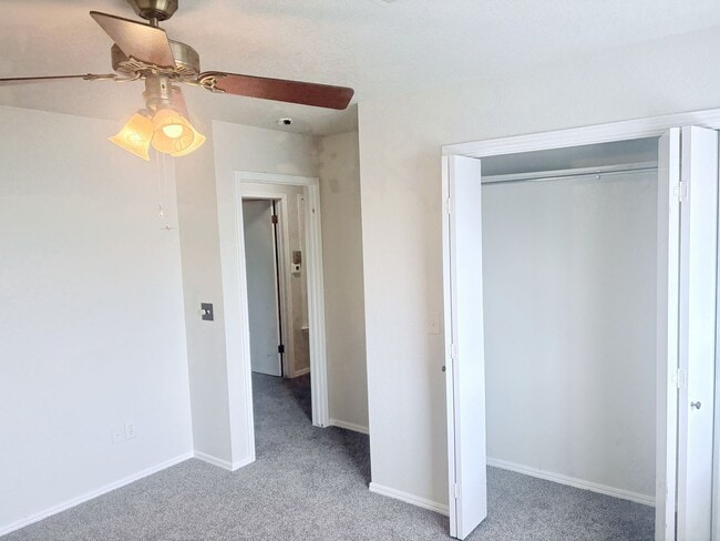 Building Photo - Three bedroom West Norman
