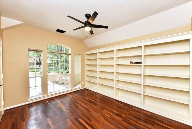 Building Photo - 7602 Melody Cir