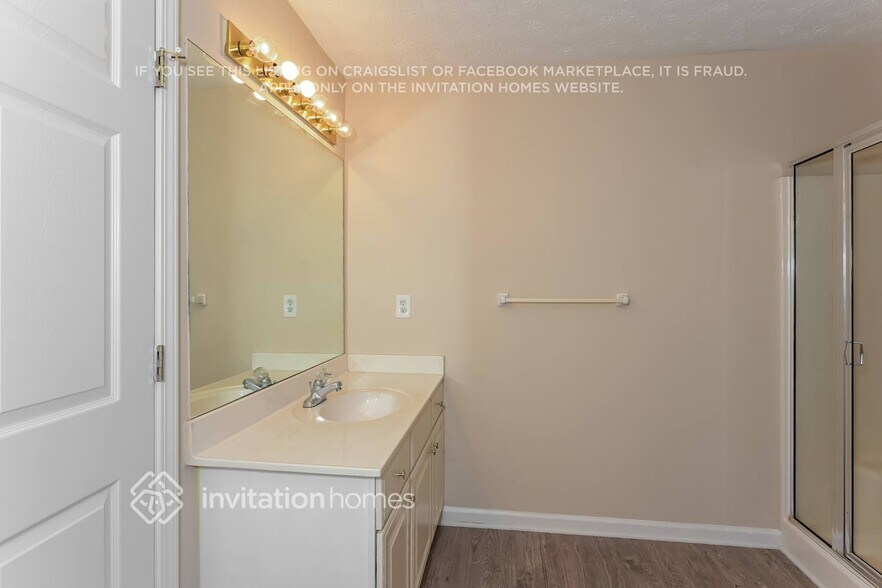 Building Photo - 710 Suwanee Lakes Cir NW