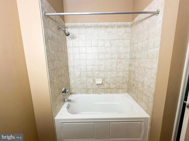 Building Photo - 6506 America Blvd