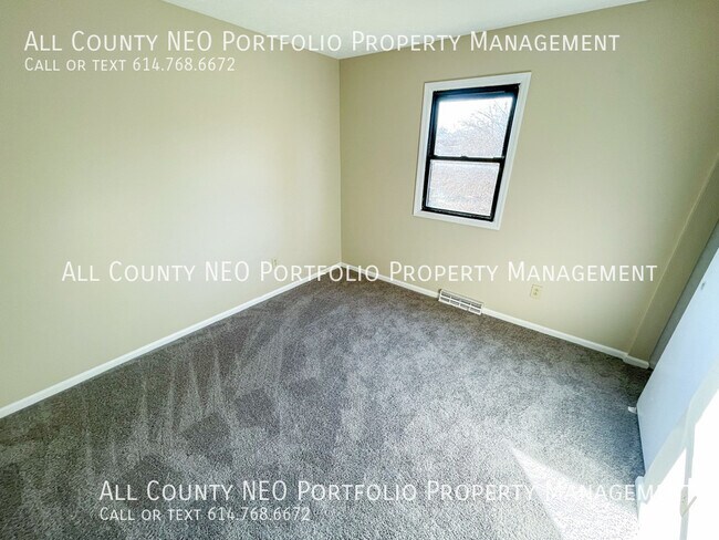 Building Photo - 6345 Birchview Dr S