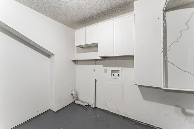 Building Photo - Now Leasing for May | Your Next Home Awaits