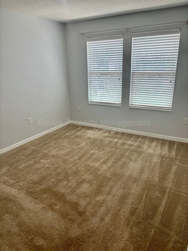 Building Photo - 5124 Crown Hvn Dr