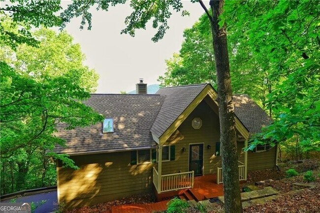 Building Photo - 127 Columbine Dr