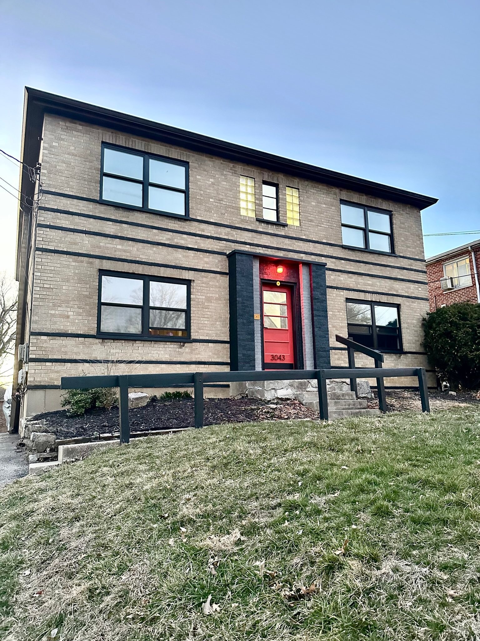 Building Photo - 3043 Boudinot Ave
