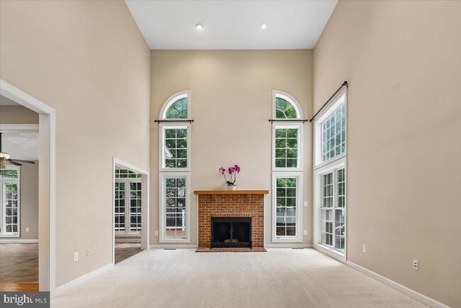 Building Photo - 42855 Chatelain Cir
