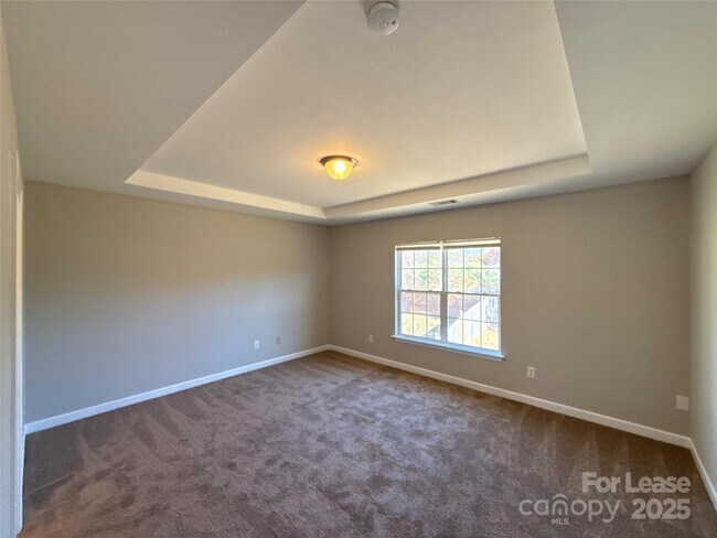 Building Photo - 4713 Brewer Dr