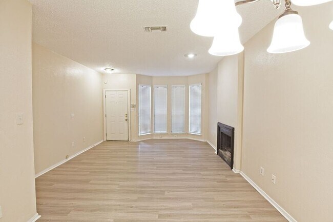 Building Photo - 5000 Cedar Springs Rd