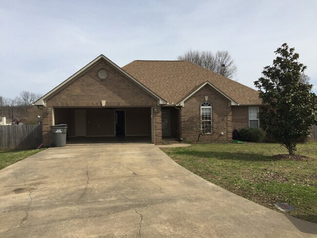 Building Photo - 336 Oxford Cove