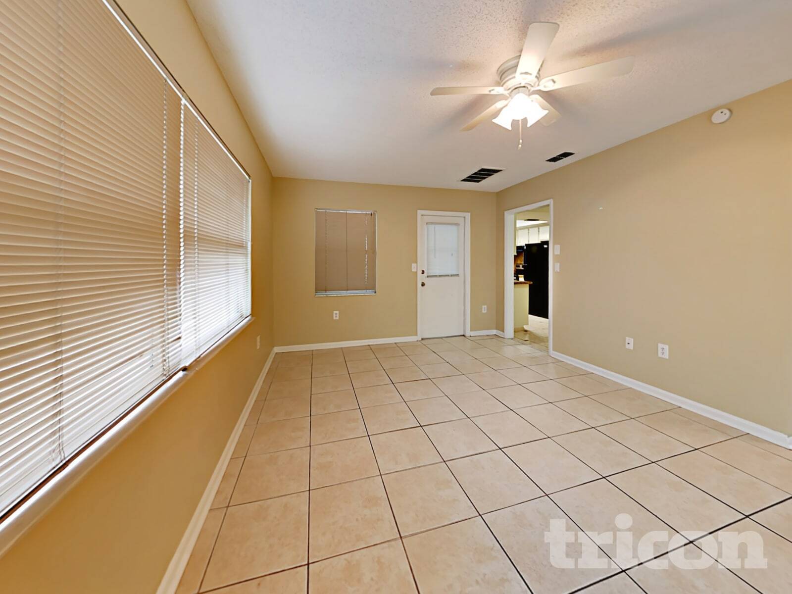 Building Photo - 6320 Moog Rd