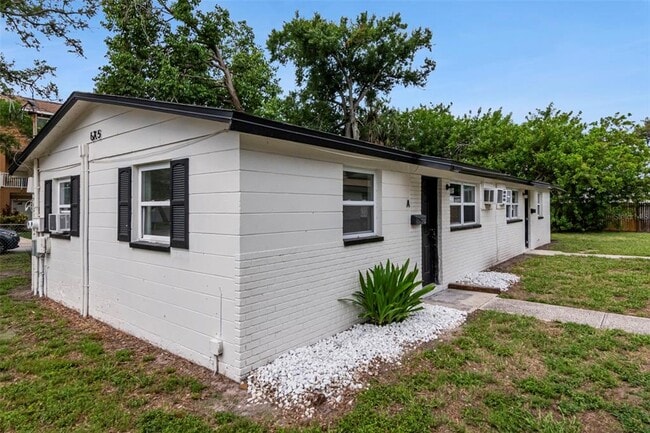 Building Photo - 6713 S Kissimmee St