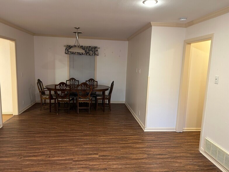 Dining-in-LivingArea - 1503 Tulip Dr