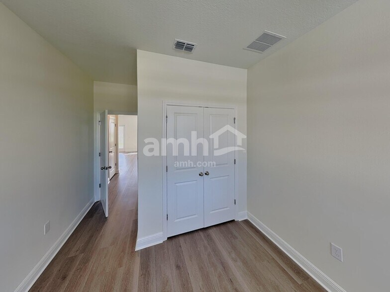 Building Photo - 1887 Crooked Crk St