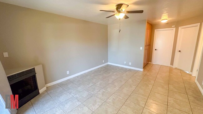 Interior Photo - 323 W 15th Ave