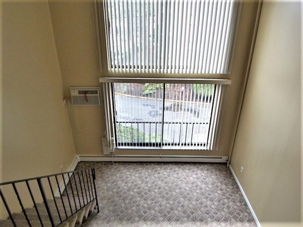 Building Photo - 993 Massachusetts Ave