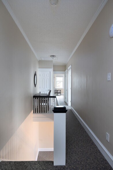 Building Photo - 1131 Callowhill St