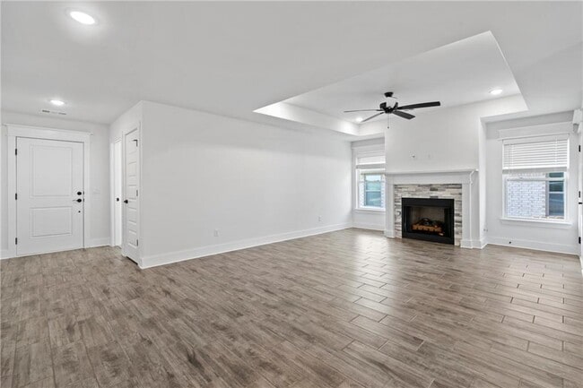 Building Photo - 4206 SW Adams Rd