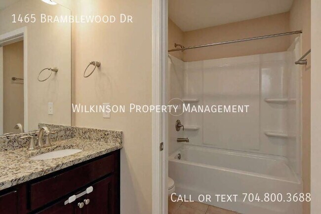 Building Photo - 1465 Bramblewood Dr