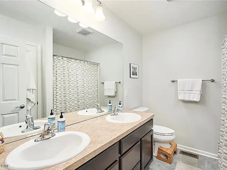 Building Photo - 4042 Gardiner Run