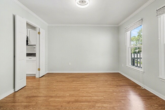 Building Photo - Updated 3 Bedroom Townhome!!! ***Available NOW***