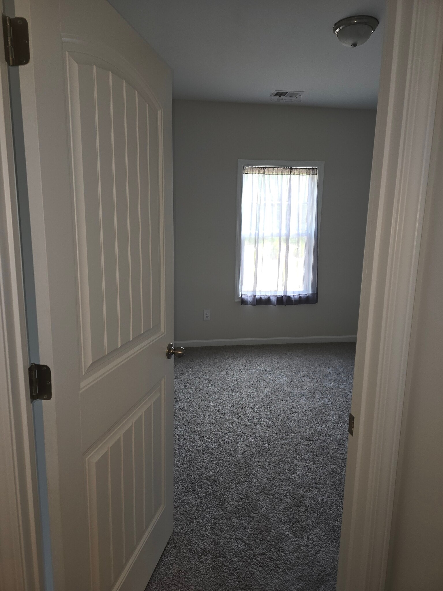 Building Photo - 150 Spyglass Ln