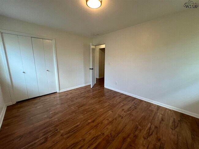 Building Photo - 3505 Regina Cir
