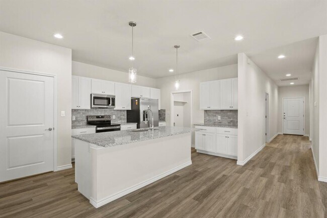 Building Photo - 506 Whirlaway Dr