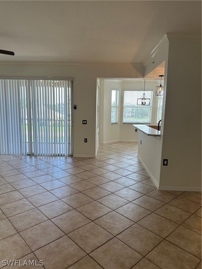 Building Photo - 8490 Kingbird Loop