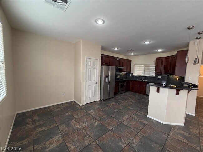 Building Photo - 2324 Cockatoo Dr